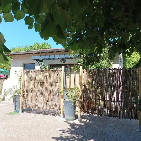 Ferienhaus Les Tonnelles De Manal Charmante Maison D'hotes, Serenite Absolue Espaly-Saint-Marcel